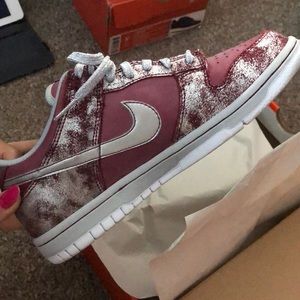 Nike dunk lows red/silver